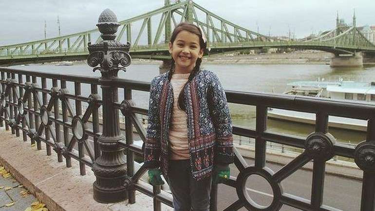 Ingat Pesinetron Sandrinna Michelle? Kecilnya Imut Banget, Kini Beranjak Dewasa Gaya Penampilannya Disorot