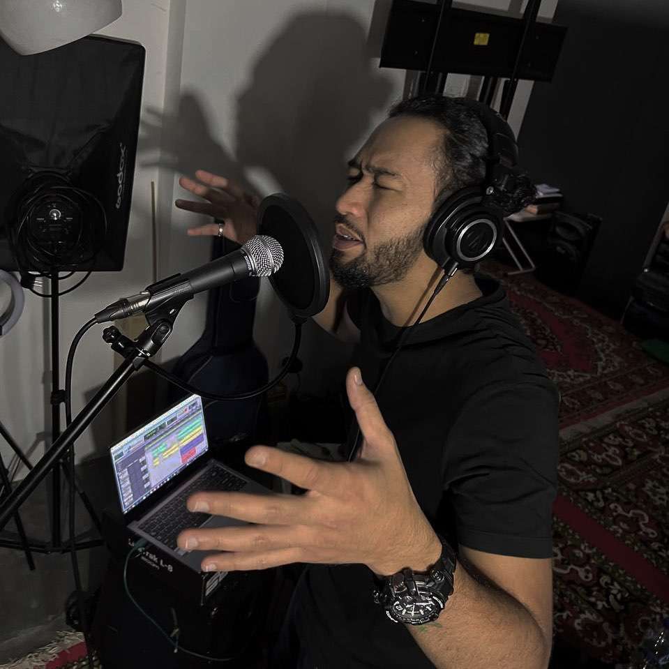 Tak Puas Diakting, Pesinetron Alfie Alfandy Rilis Album Generasi Berfikir