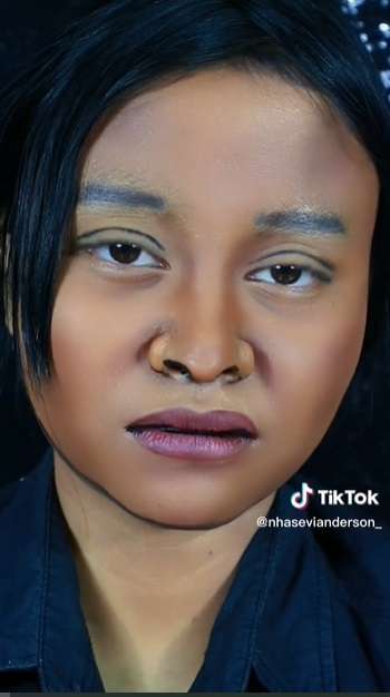 Wanita Seribu Wajah Ini Pamer Hasil Makeup Mirip Fajar Sadboy, Endingnya Malah Kayak Gini…