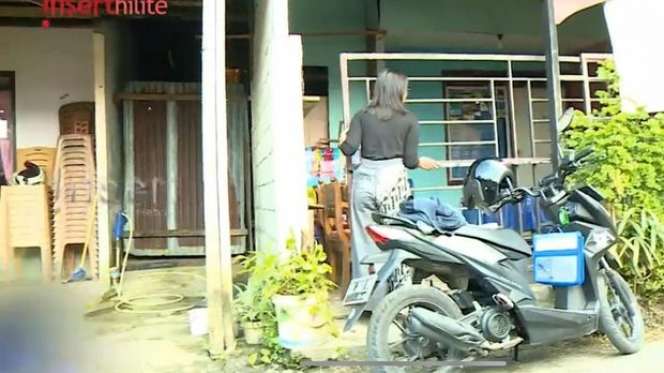 Jauh Dari Mewah, 10 Potret Rumah Bharada E di Manado, Tembok Masih Semen & Sudah Retak-Retak