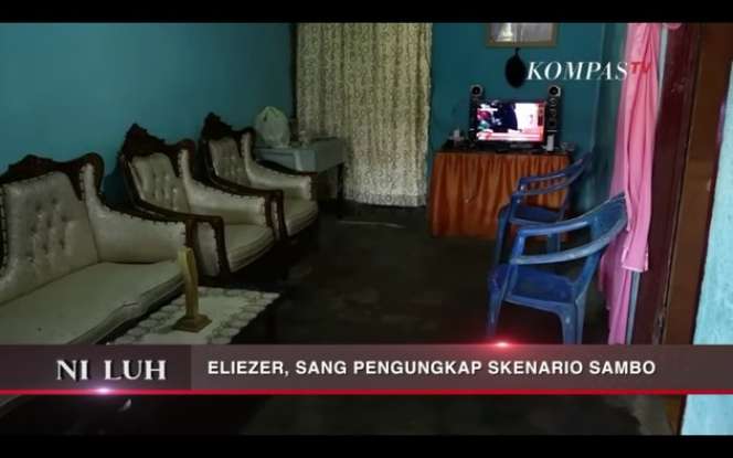 Jauh Dari Mewah, 10 Potret Rumah Bharada E di Manado, Tembok Masih Semen & Sudah Retak-Retak