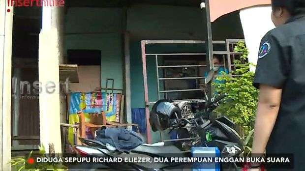 Jauh Dari Mewah, 10 Potret Rumah Bharada E di Manado, Tembok Masih Semen & Sudah Retak-Retak