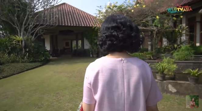 10 Potret Vila Mewah Desiree Tarigan, Janda Hotma Sitompul yang Tajir Melintir, Bak Istana Barang Antik