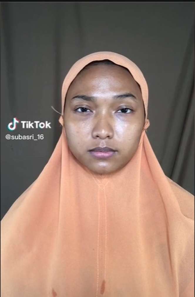 Potret Transformasi Makeup Wanita Ini Bikin Melongo, Hasilnya Beda Banget, Bukan Kaleng-kaleng!