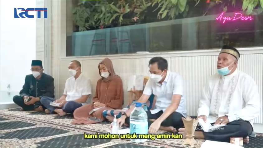 Potret Rumah Baru Ayu Dewi dan Regi Datau, Desainnya Super Mewah!
