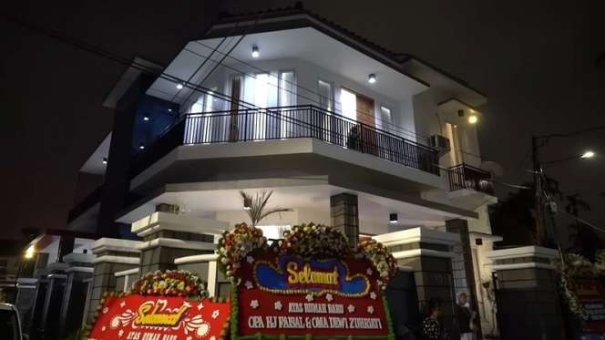 10 Potret Rumah Baru Haji Faisal & Oma Gala yang Super Mewah, Ngalahin Artis-Artis Papan Atas!