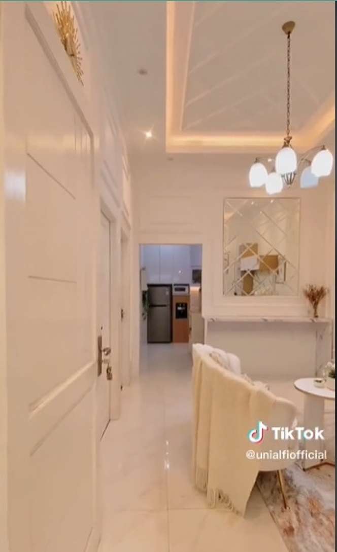 Potret Transformasi Rumah Pasangan Muda yang Pilih Nikah Sederhana, Usai Direnovasi Hasilnya Bikin Takjub!