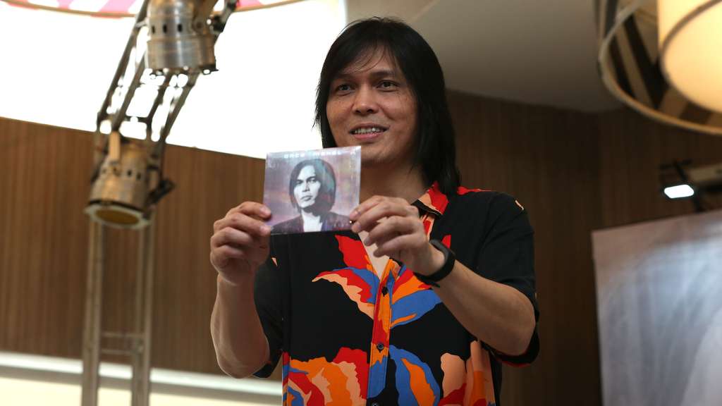 Once Mekel Kolaborasi Bareng Mantan Gitaris Guns N Roses di Album Sigma