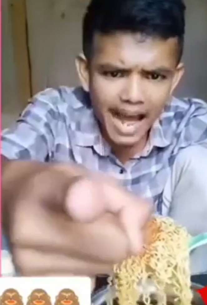 Ingat Sultan Akhyar yang Viral Mandi Lumpur? Pekerjaan Hilang, Kini Nasibnya Tragis, Ngamuk Terjerat Hutang di Bank