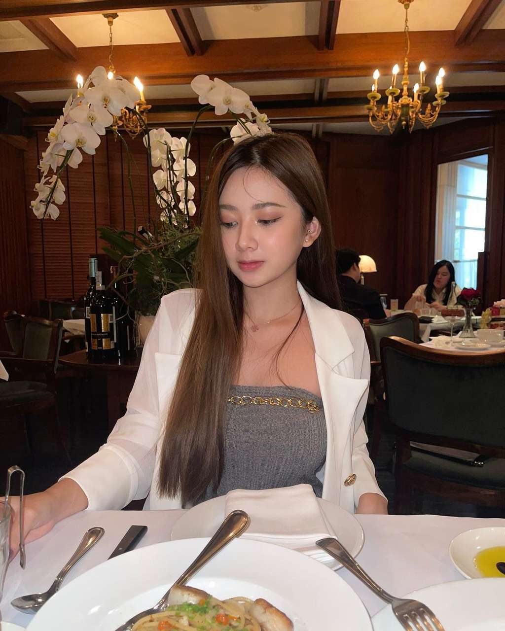 Potret Laura Ziphora BA Esport yang Viral Video Skandal 16 Detik, Dituding Sekamar Dengan Pria di Hotel!