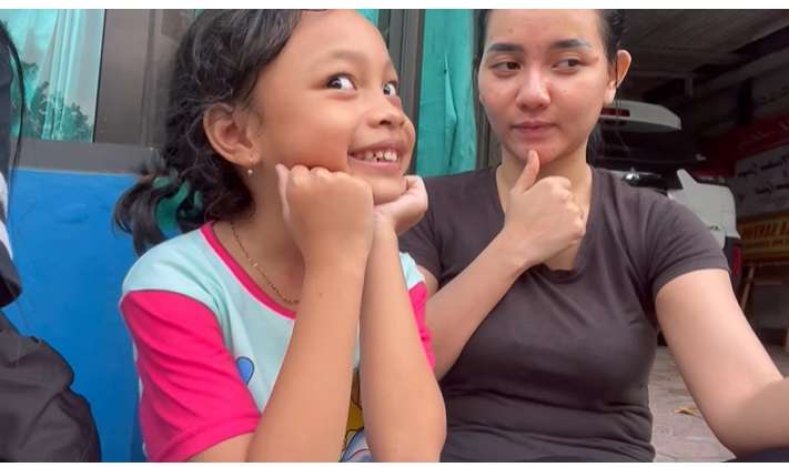 Kerap Tampil Seksi di Atas Panggung, Begini Potret Lala Widy Saat di Rumah, Penampilannya Beda Banget!