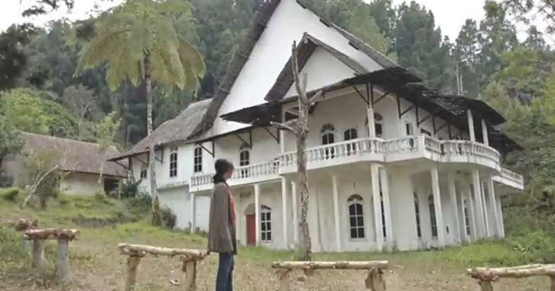 Potret Rumah Putih Grezenberg Kaliurang, Disebut Rumah Paling Angker di Yogyakarta