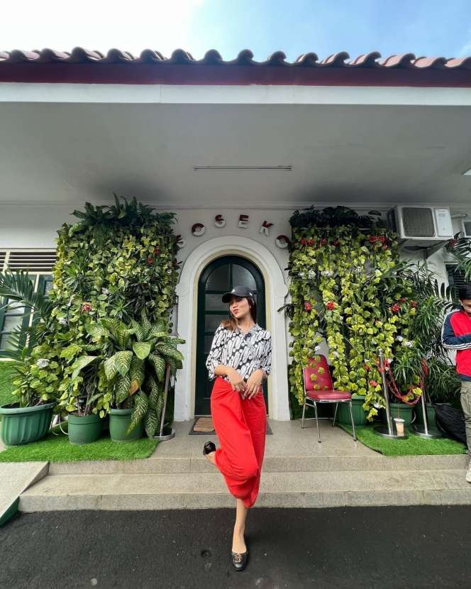 Masih Ingat Adik Mendiang Vanessa Angel, Mayang Lucyana? Penampilannya Bikin Banyak Orang Tercengang  