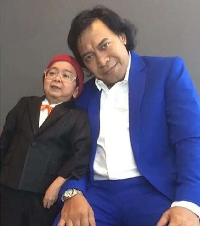 Ingat Bintang Iklan Motor `Semakin di Depan` Bareng Valentino Rossi? Dulu Komedian Paling Terkenal, Kini Nasibnya Bak Bumi & Langit
