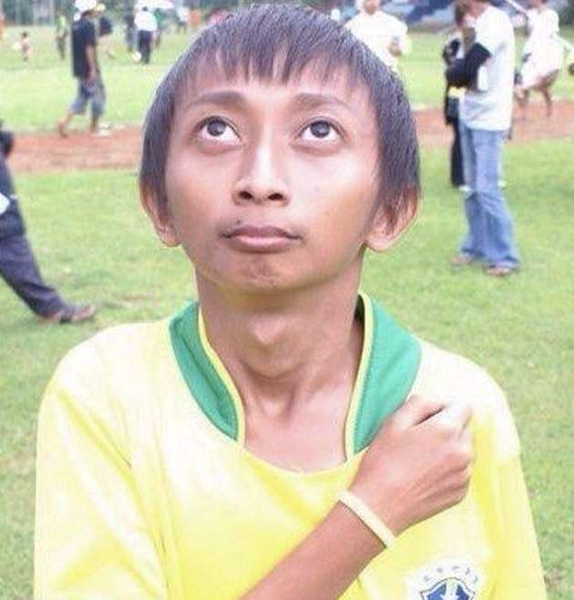 Ingat Omo Kucrut, Pemeran Si Ceking di Sinetron Ronaldowati? Kini Jadi DJ Terkenal, Penampilannya Saat Manggung Bikin Pangling