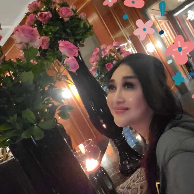 Masih Ingat Model Iklan Produk Kecantikan Ini? Dulu Jadi Artis Hits Era 90-an, Kini Jadi Duta Perdamaian Dunia, Penampilannya Bikin Pangling