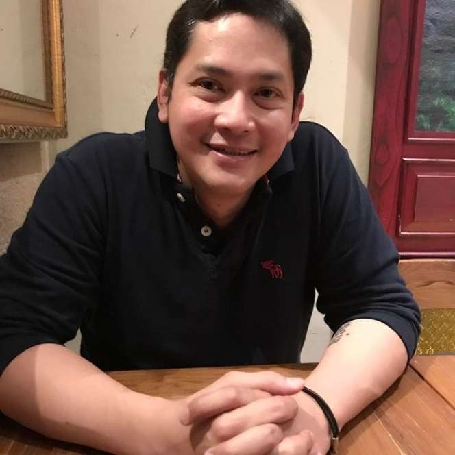 Masih Ingat Ongky Alexander `Catatan Si Boy`? Lama Tak Muncul di Layar Kaca, Kini Potret Terbarunya Bikin Pangling!