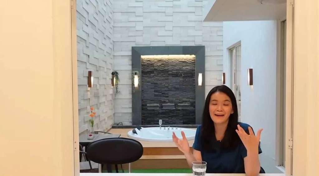 Potret Rumah Felicia Putri si 'Peternak Uang', Mewah dengan Banyak Fasilitas Canggih!