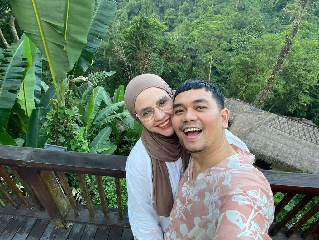 Sederet Artis yang Digugat Cerai Pasangannya saat Sakit, Indra Bekti Paling Disorot