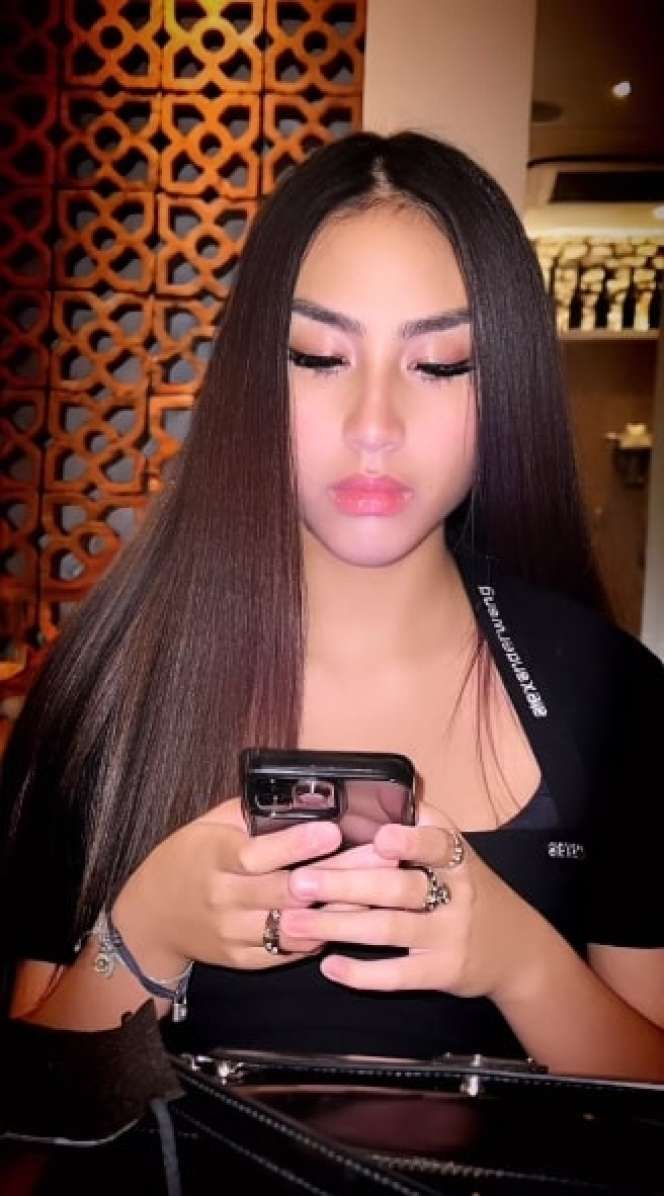 Masih Ingat Khayra Anak Gunawan Sudrajat yang Dulu Dibully Itik Buruk Rupa? Kini Penampilannya Bikin Pangling, Haters Auto Bungkam!