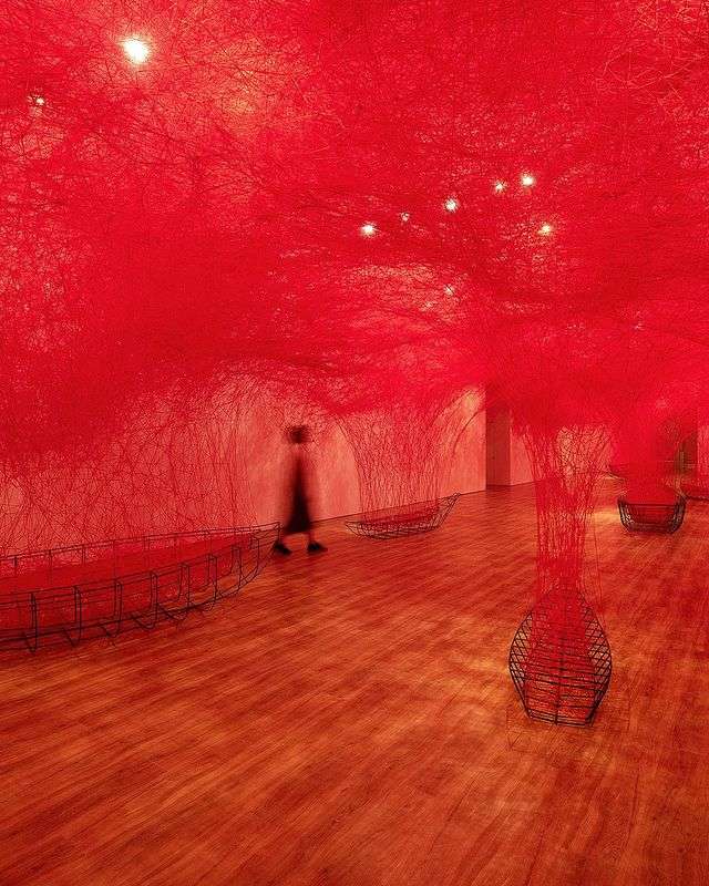 Menikmati Akhir Pekan di Museum Macan, Melihat Keindahan Karya Chiharu Shiota