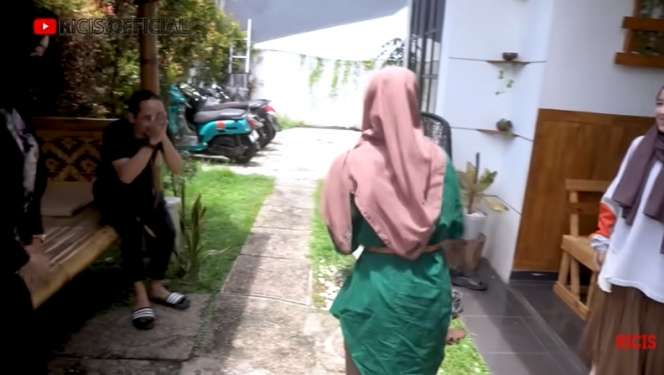10 Potret Markas Nissa Sabyan dan Ayus yang Jarang Tersorot, Dalamnya Bikin Terkejut!