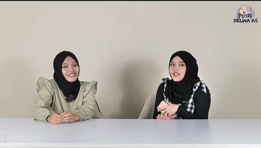 Momen Pertemuan Putri Delina dan Kembaran, Wajahnya Bak Pinang Dibelah Dua, Netizen `Ini Sih Mirip Banget`
