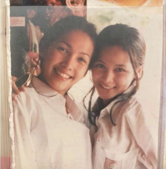 11 Foto Lawas Artis Senior Saat SMA, Rieta Amalia Plek Ketiplek Nagita Slavina, Cantik & Bening Banget!