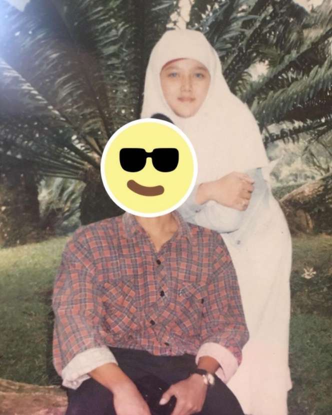 11 Foto Lawas Artis Senior Saat SMA, Rieta Amalia Plek Ketiplek Nagita Slavina, Cantik & Bening Banget!