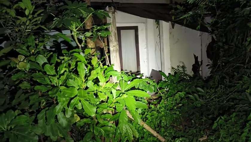 Potret Rumah Mewah Milik Mumun Janda Kaya Raya, Kini Terbengkalai Jadi Super Horor, Warga Sering Lihat Pocong!