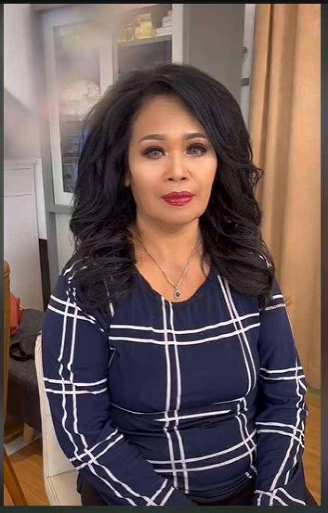 Potret Transformasi Makeup Si Mbok yang Sudah 11 Tahun Kerja dan Kini Pilih Resign, Hasilnya Bikin Melongo!