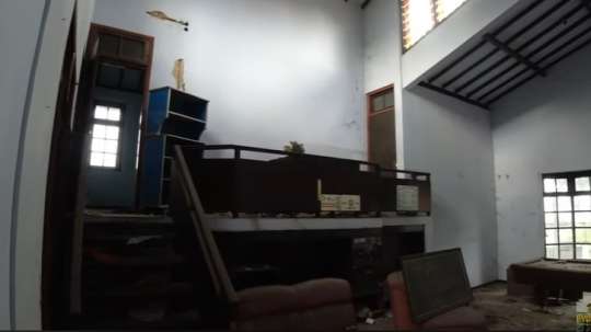 Potret Bangunan Tua Berada di 'Jalur Tengkorak', Tak Laku-laku di Jual!