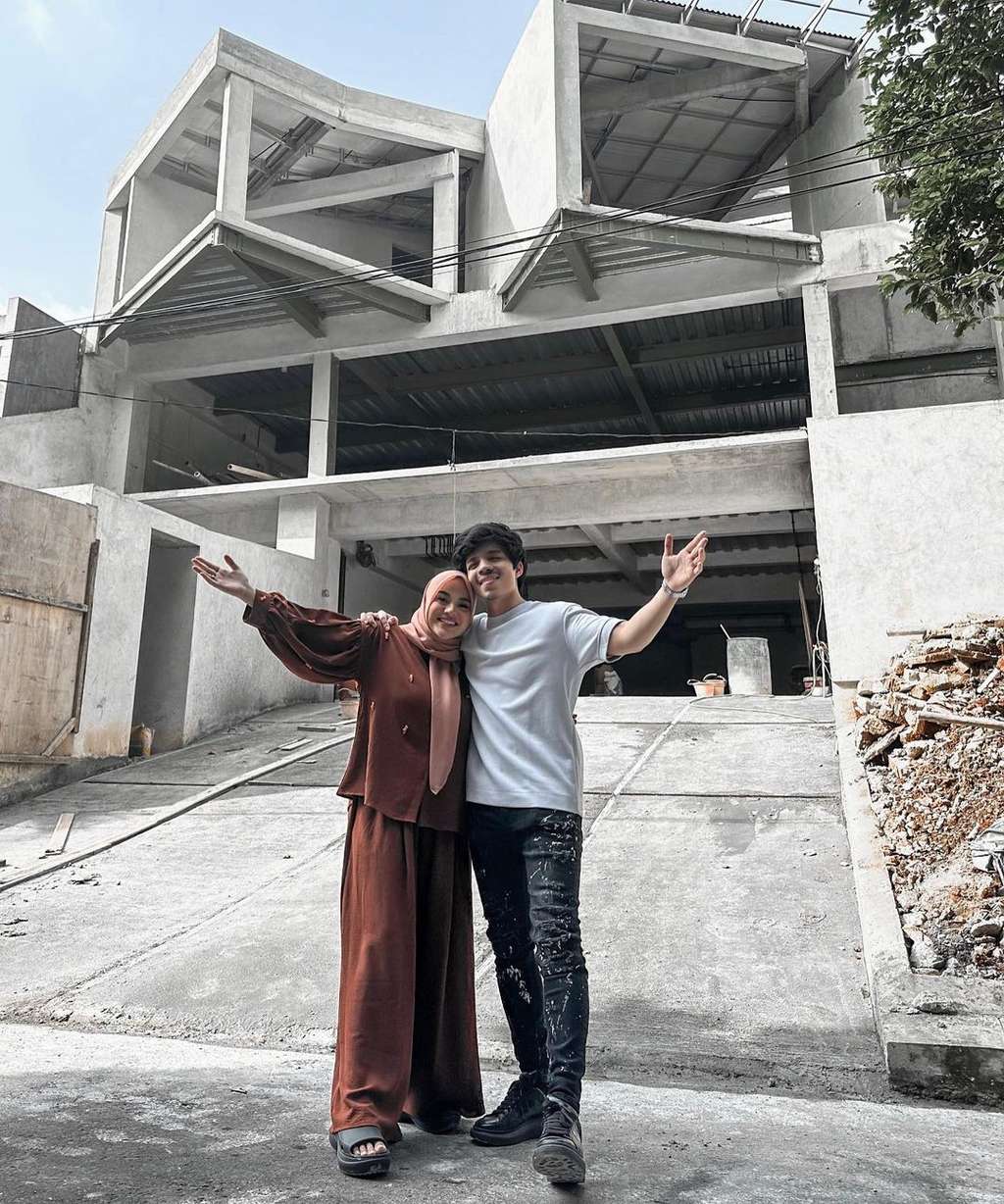 Deretan Seleb yang Miliki Rumah Miliaran di Usia 20 Tahun