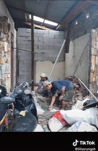 Potret Renovasi Rumah Dalam Gang Sempit, Hasilnya Bikin Melongo, Hanya Butuh Waktu 2 Bulan Saja!