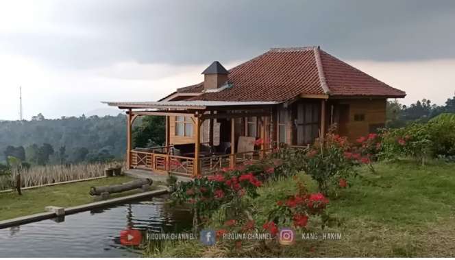 Potret Rumah Mewah Milik Pengusaha Cantik yang Hidup di Desa, Hasil Sekali Panen Bisa Beli Satu Mobil!