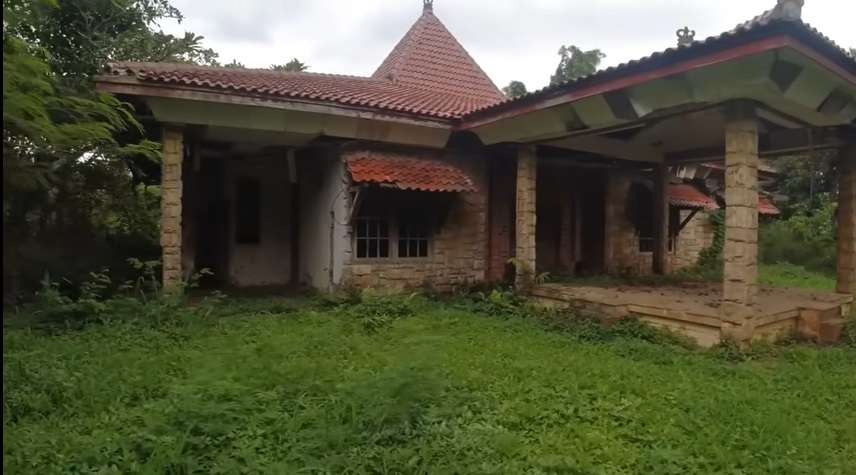 Potret Rumah Mewah Milik Keluarga Thailand, 13 Tahun Terbengkalai Penampakannya Bikin Merinding, Ternyata Simpan Kisah Tragis Pembunuhan!