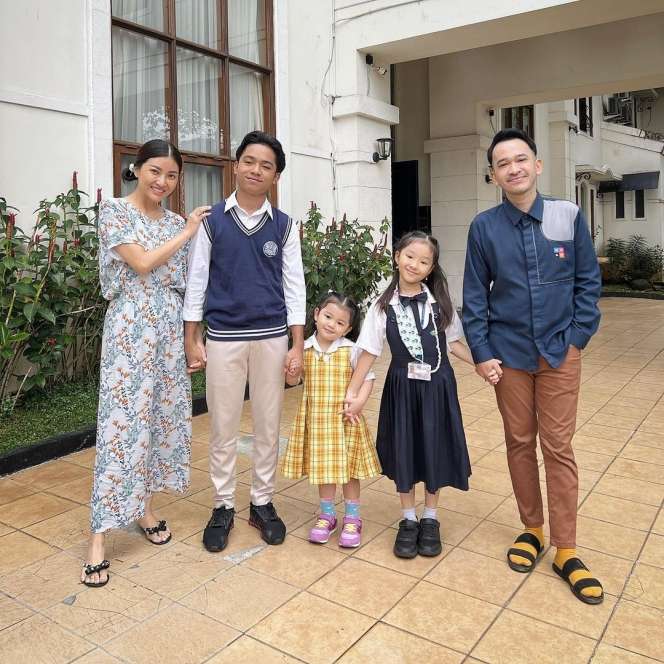 Potret Artis yang Memiliki Rumah di Pondok Indah, Baim Wong Kado Termahal