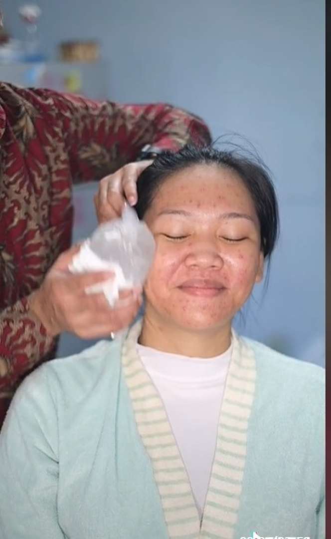Potret Pengantin dengan Wajah Berjerawat Dirias MUA Adat Jawa, Hasilnya Bikin Pangling, Ternyata Ada Teknik Khusus!