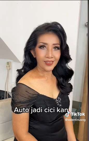 Potret Makeover Tante Jadi Mirip Cici-cici Cantik, MUA Punya Teknik Rahasia, Hasilnya Bikin Melongo!