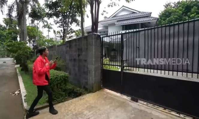 Potret Rumah Mewah Ita Mustafa yang Disebut Pacar Pertama Tommy Soeharto, Berdiri di Atas Tanah 2.000 Meter