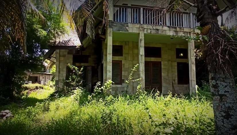 Potret Rumah Mewah Terbengkalai Milik Menteri Era Soeharto, Ada Kisah Tragis Dibaliknya, Kini Penampakannya Bikin Merinding!