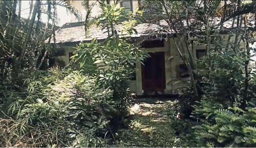 Potret Rumah Mewah Terbengkalai Milik Menteri Era Soeharto, Ada Kisah Tragis Dibaliknya, Kini Penampakannya Bikin Merinding!
