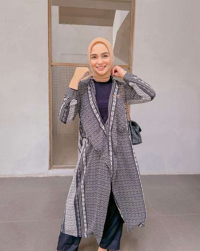 Potret Nasib Gaby Marissa 'Tukang Ojek Pengkolan' usai Cerai 