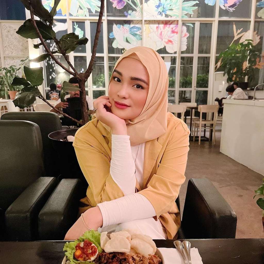 Potret Nasib Gaby Marissa 'Tukang Ojek Pengkolan' usai Cerai 