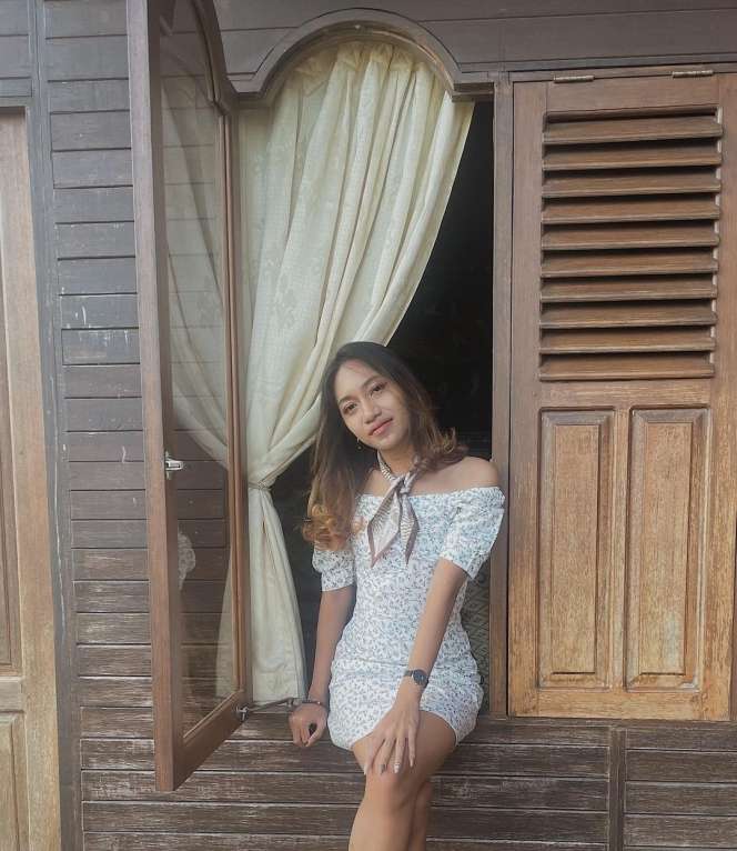 Potret Sosok Jegeg Bulan Penyanyi Koplo Asal Bali yang Viral Nyanyikan Lagu 'Care Bebek'