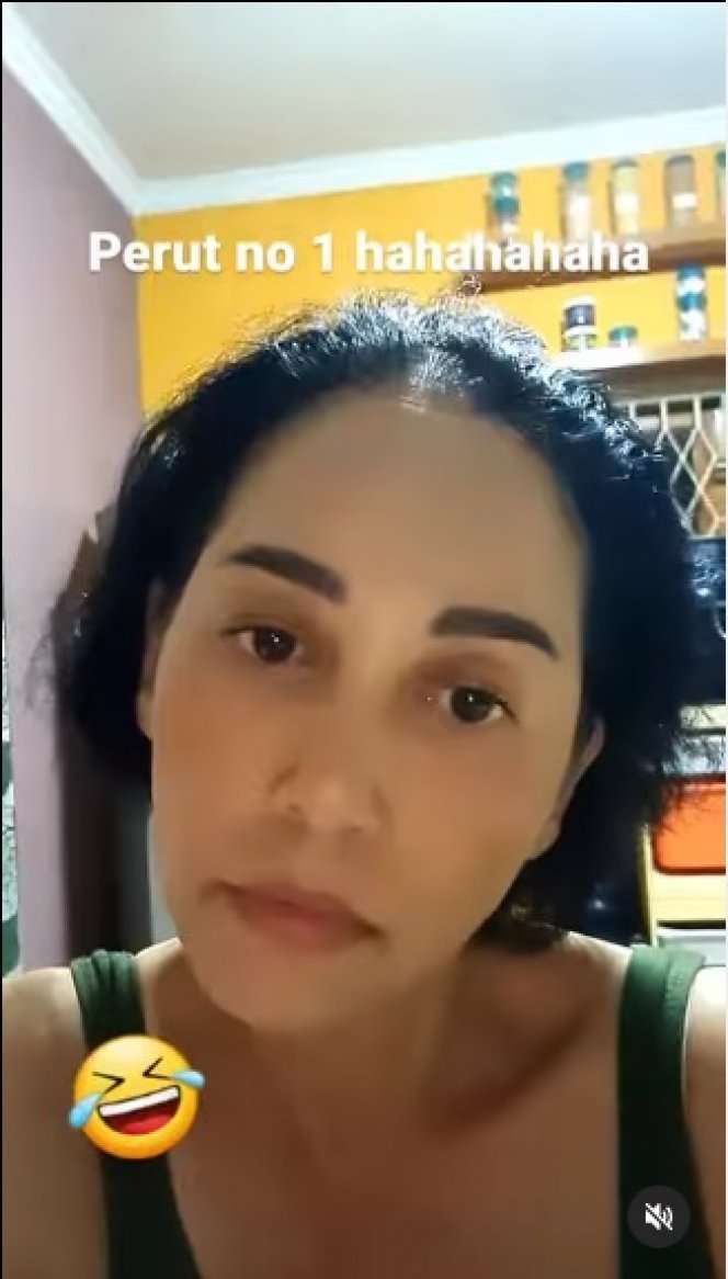 10 Adu Mewah Rumah Meriam Bellina VS Diah Permatasari, Dua Bidadari Warkop DKI, Bak Bumi & Langit?