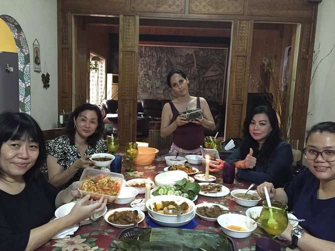 10 Adu Mewah Rumah Meriam Bellina VS Diah Permatasari, Dua Bidadari Warkop DKI, Bak Bumi & Langit?