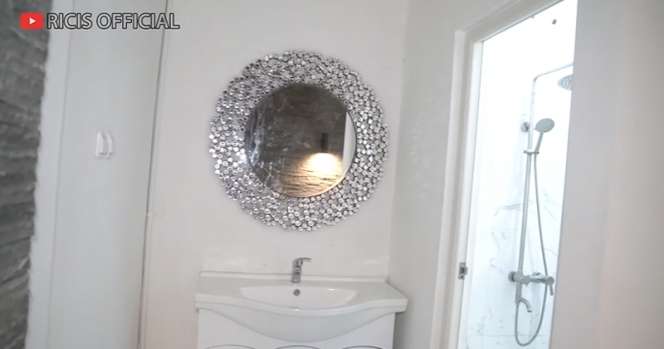 Potret Rumah Mewah Sang Kakak Shindy Putri, Buat Ria Ricis Terkagum-kagum