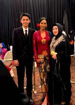 Potret Erika Carlina Kondangan ke Nikahan Adik Mantan Kekasih, Si Mantan Dibuat Melongo