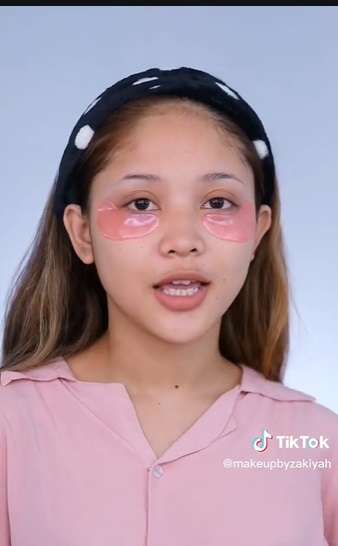 Potret Transformasi Makeup Wanita Ini Bikin Melongo, Ternyata Butuh Waktu 8 Jam Hingga Selesai!